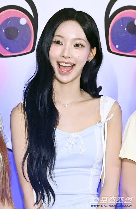 리센느 원이 공식 활동 사진